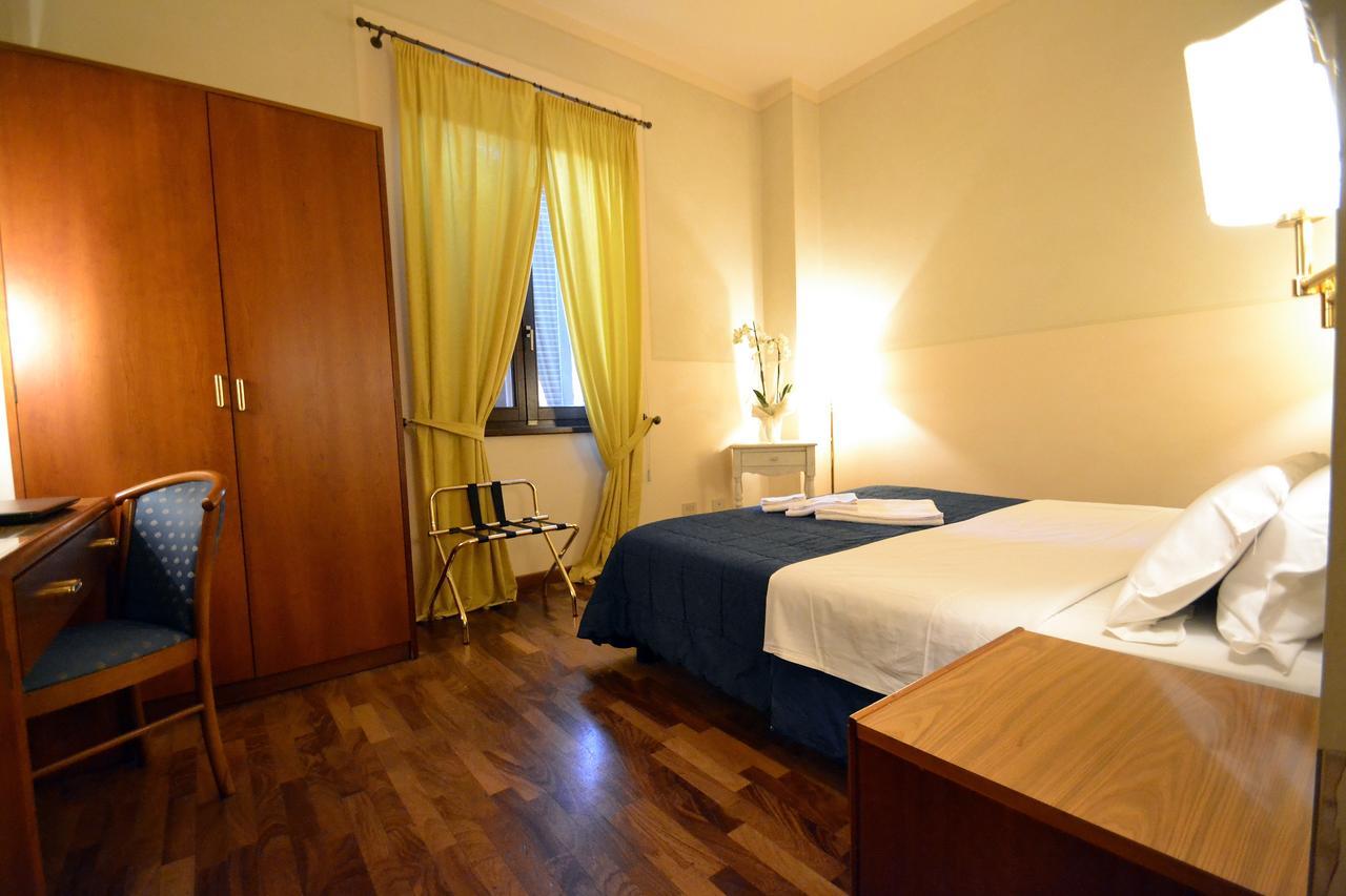 Hotel Posta Cecina  Exterior foto